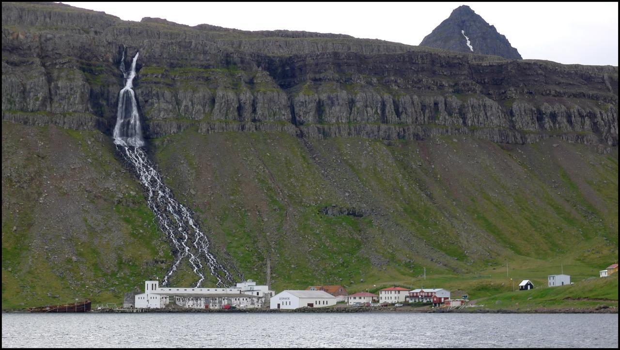 Hotel Djupavik Екстериор снимка